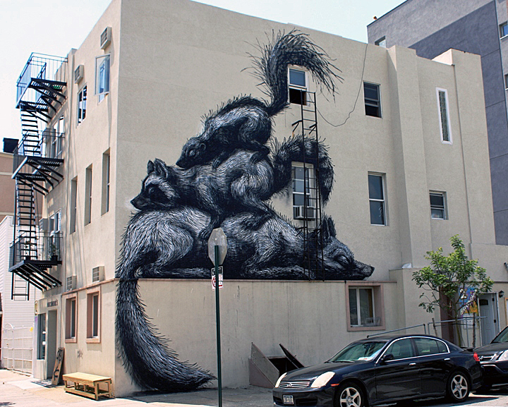 Roa-street-art-in-Williamsburg-Brooklyn